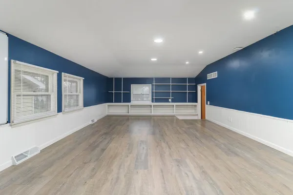 $215,000 | 1217 Searle Drive, Normal, IL 61761