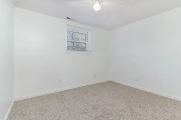 $215,000 | 1217 Searle Drive, Normal, IL 61761