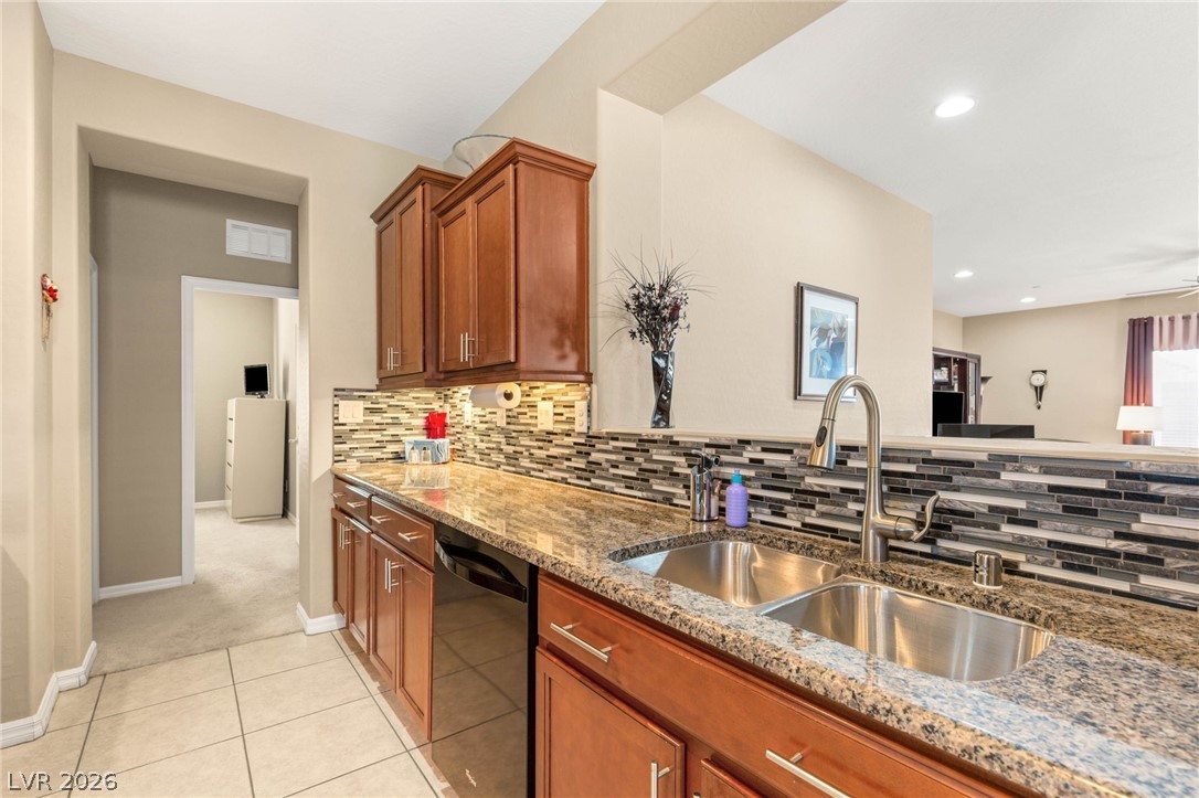 2605 Bechamel Place Henderson, NV 89044 - Photo 14 of 37