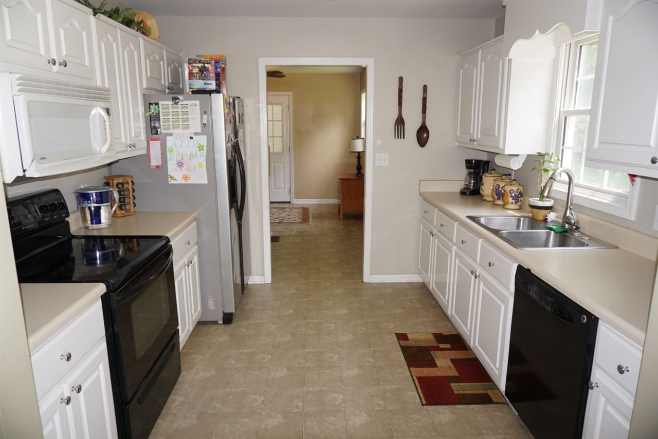 216 Mason Drive Inman, SC 29349 - Photo 8 of 19 Gallery Image 8