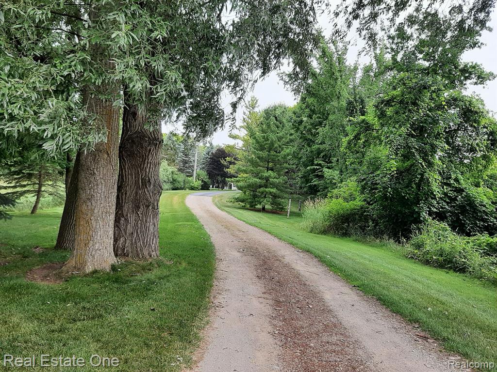 3100 West Oregon Road Lapeer, MI 48446 - Photo 2 of 42