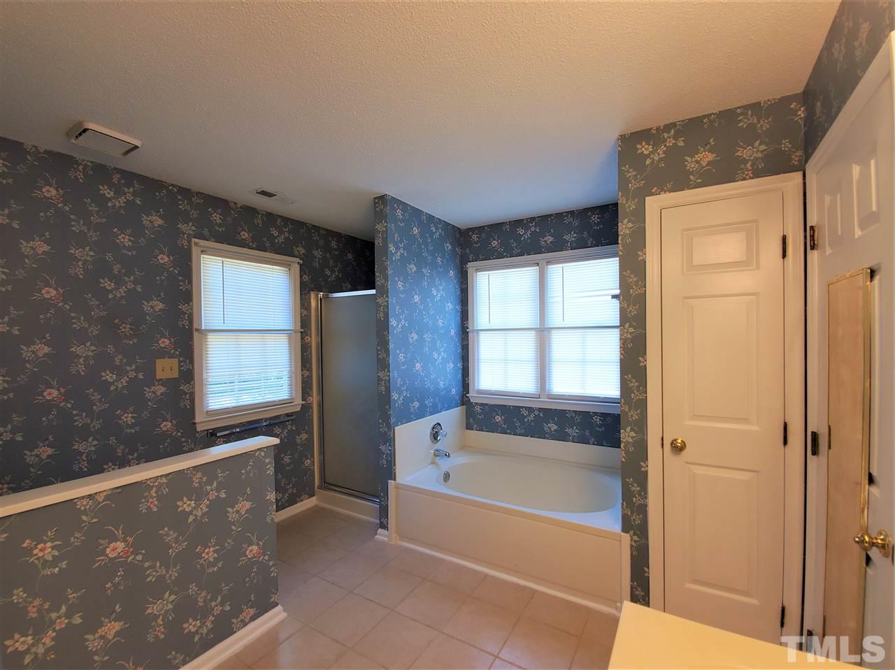 5012 Knightsbridge Way Raleigh, NC 27604 - Photo 18 of 29