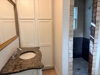 $2,300 | 7305 Anderson Boulevard, Fort Worth, TX 76120