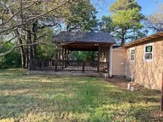 $2,300 | 7305 Anderson Boulevard, Fort Worth, TX 76120