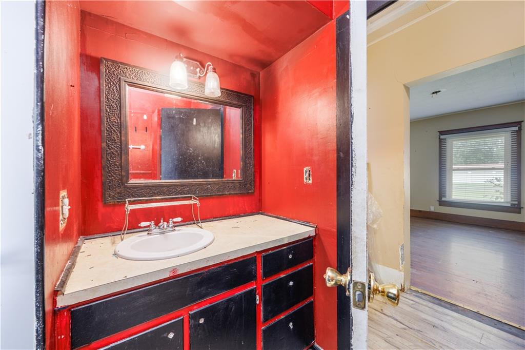 919 Indiana Street Neodesha, KS 66757 - Photo 15 of 26