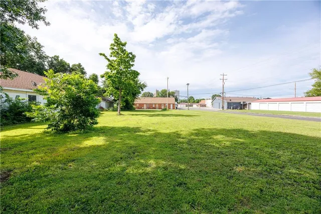 $62,500 | 919 Indiana Street, Neodesha, KS 66757