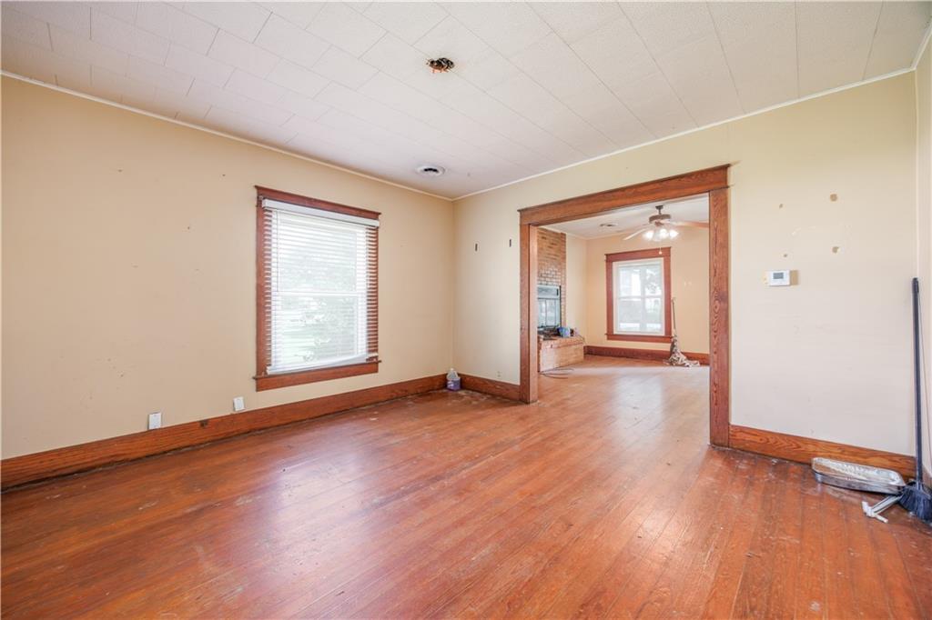 919 Indiana Street Neodesha, KS 66757 - Photo 5 of 26