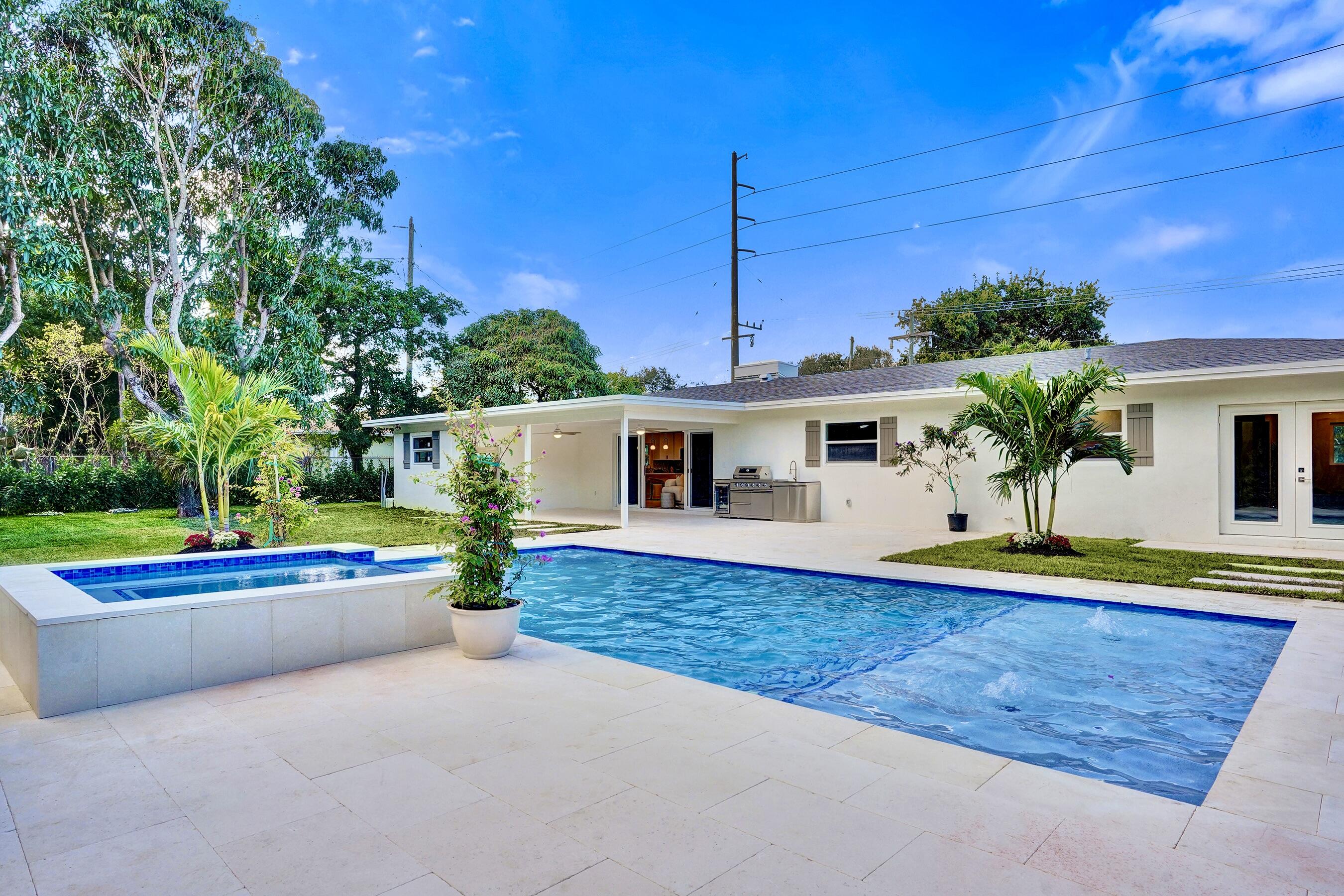 200 Northwest 2nd Street Delray Beach, FL 33444 - Photo 2 of 44 DSC08867