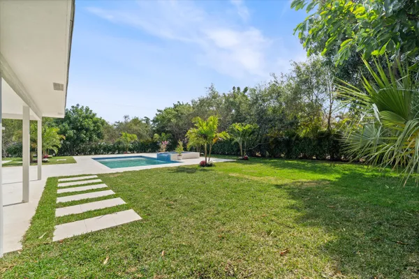 $2,395,000 | 200 Northwest 2nd Street, Delray Beach, FL 33444