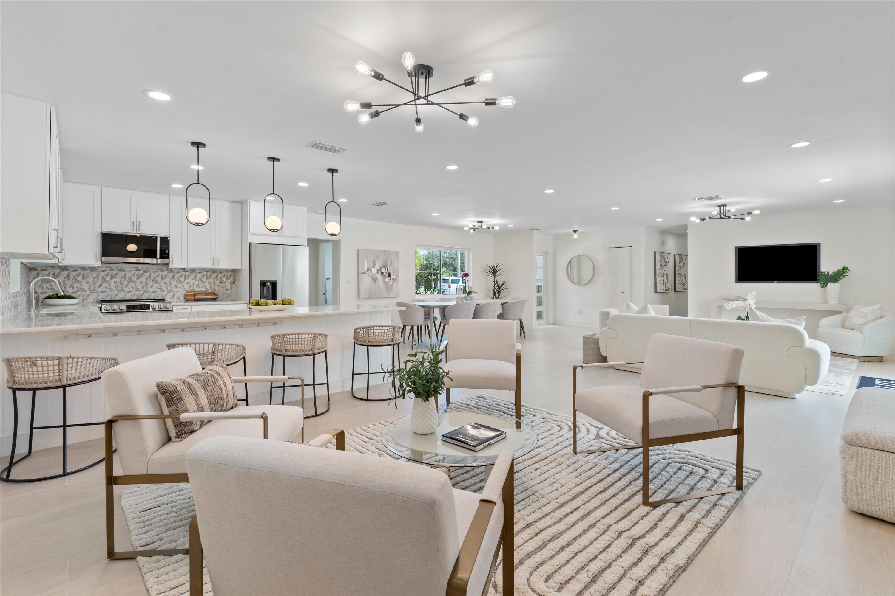 200 Northwest 2nd Street Delray Beach, FL 33444 - Photo 43 of 44 living room