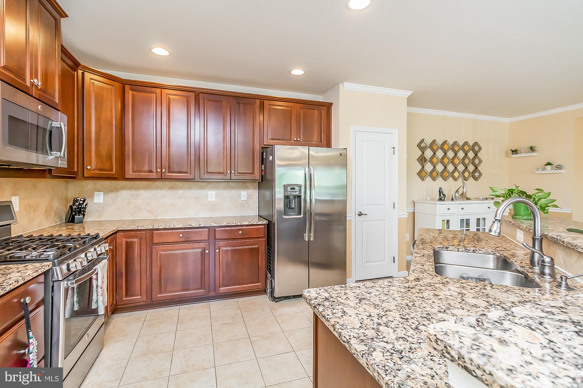 8370 Ice Crystal Drive, Unit E Laurel, MD 20723 - Photo 5 of 34 Kitchen