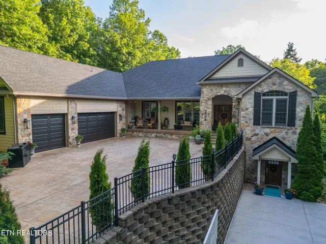 $2,495,000 | 224 Burning Oaks Drive, Sevierville, TN 37876