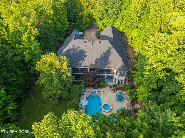 $2,495,000 | 224 Burning Oaks Drive, Sevierville, TN 37876