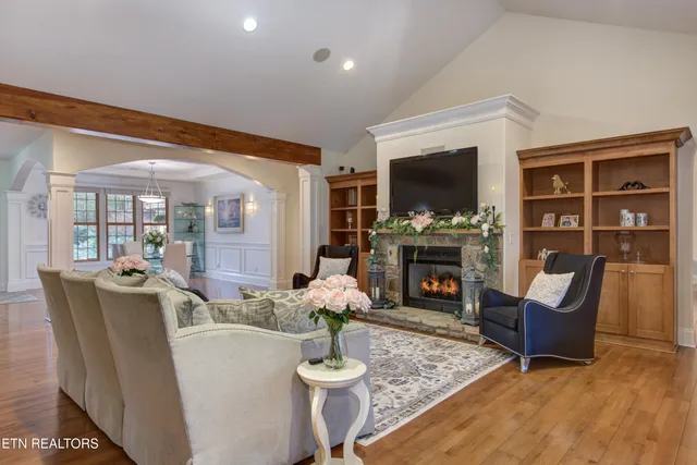 $2,495,000 | 224 Burning Oaks Drive, Sevierville, TN 37876