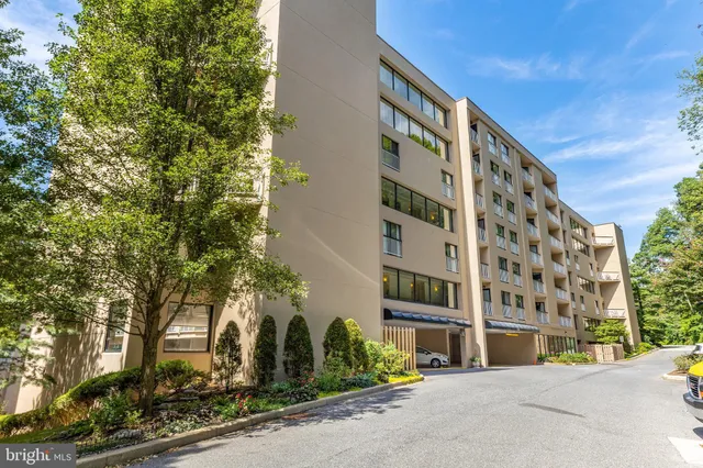 $295,000 | 1704 North Park Drive, Unit A318, Wilmington, DE 19806