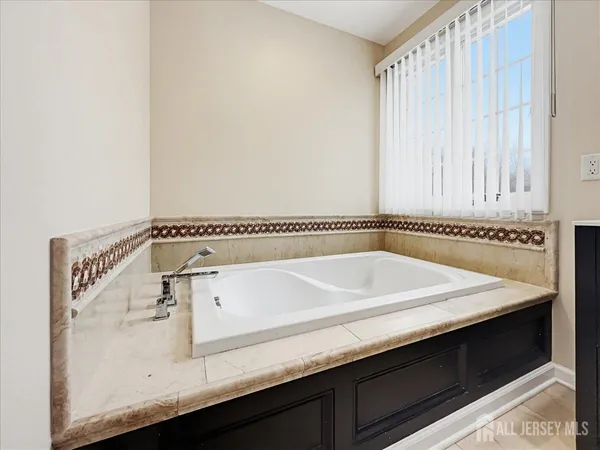 $5,200 | 37 Jersey Avenue, Edison, NJ 08820