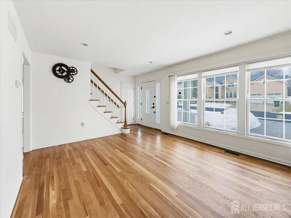 $5,200 | 37 Jersey Avenue, Edison, NJ 08820