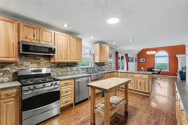 $595,000 | 4539 Neosho Road, Wellsville, KS 66092