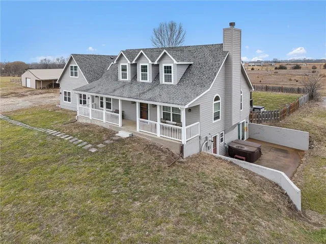 $595,000 | 4539 Neosho Road, Wellsville, KS 66092
