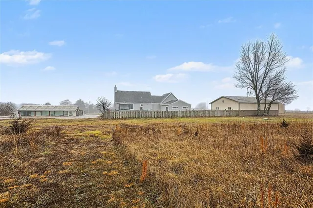 $595,000 | 4539 Neosho Road, Wellsville, KS 66092