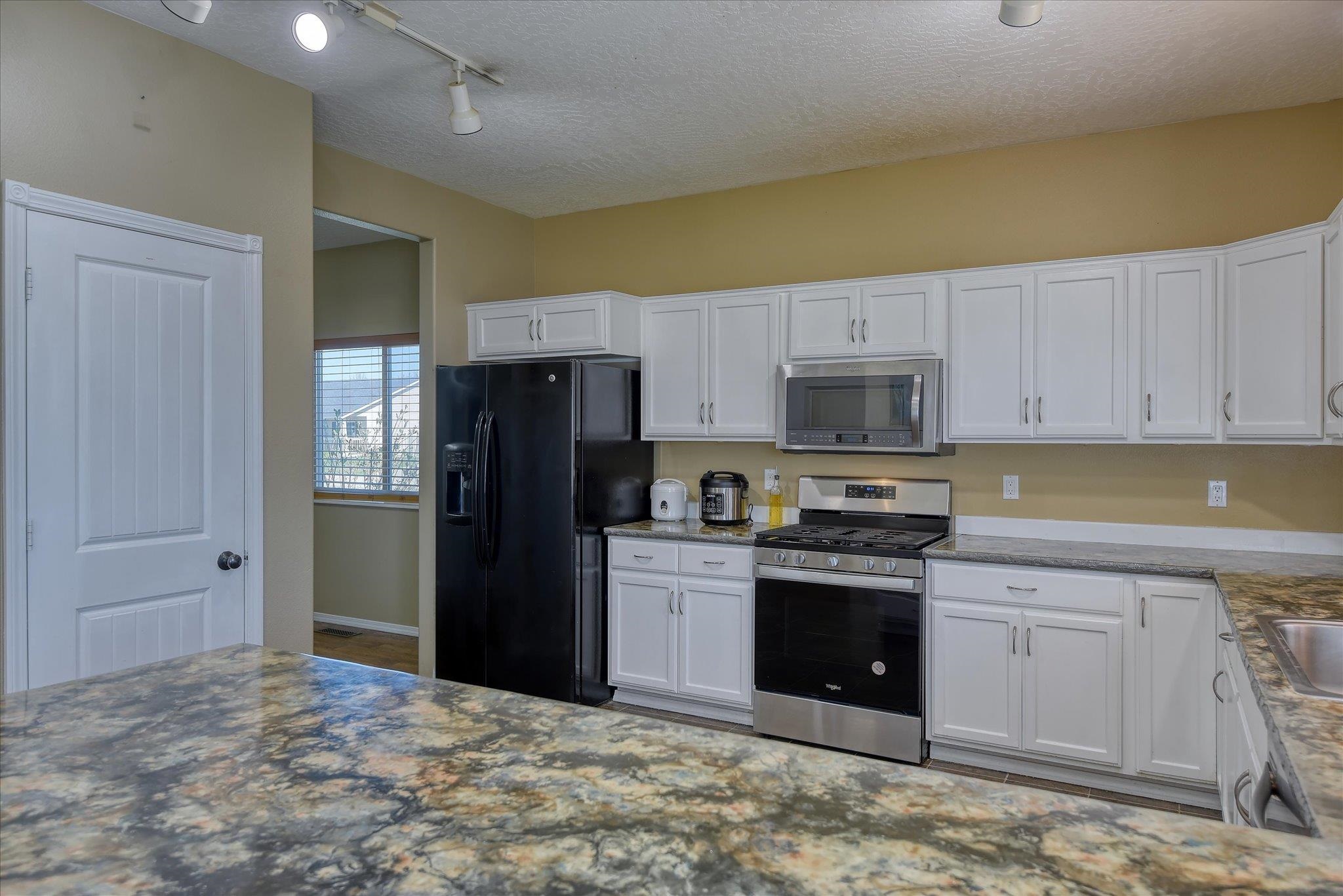 1803 West Maxine Avenue Spokane, WA 99208 - Photo 16 of 50