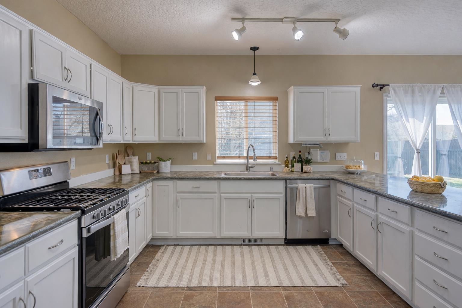 1803 West Maxine Avenue Spokane, WA 99208 - Photo 17 of 50