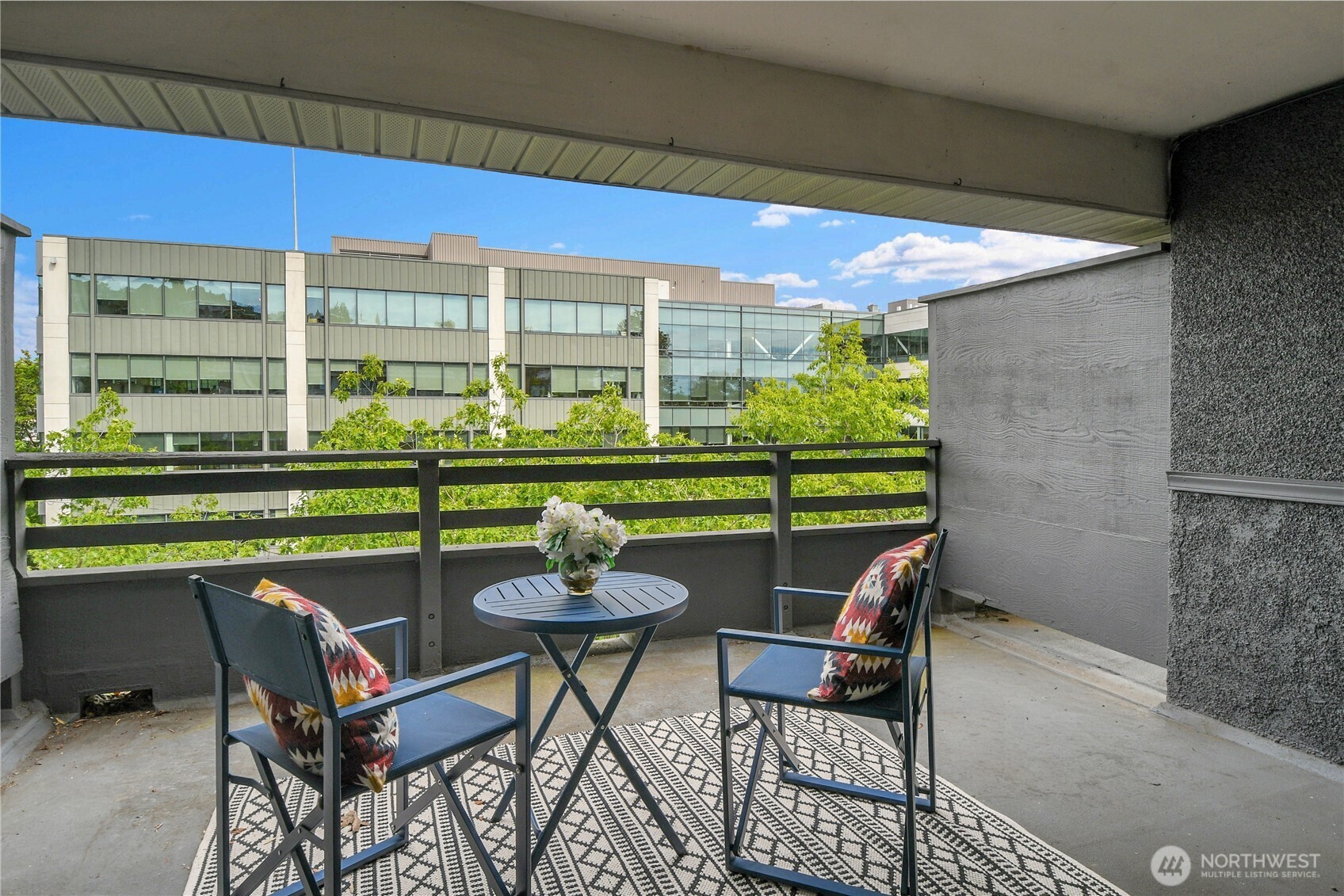 612 Prospect Street, Unit 204 Seattle, WA 98109 - Photo 15 of 18