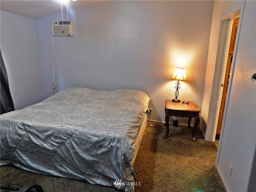 17807 Albany Street Southwest Rochester, WA 98579 - Photo 16 of 25
