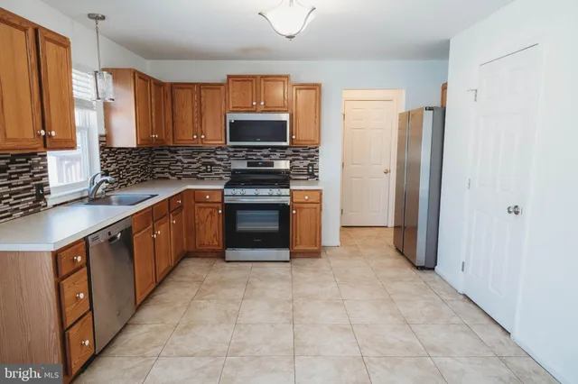 $2,680 | 312 Galean Drive, Fleetwood, PA 19522