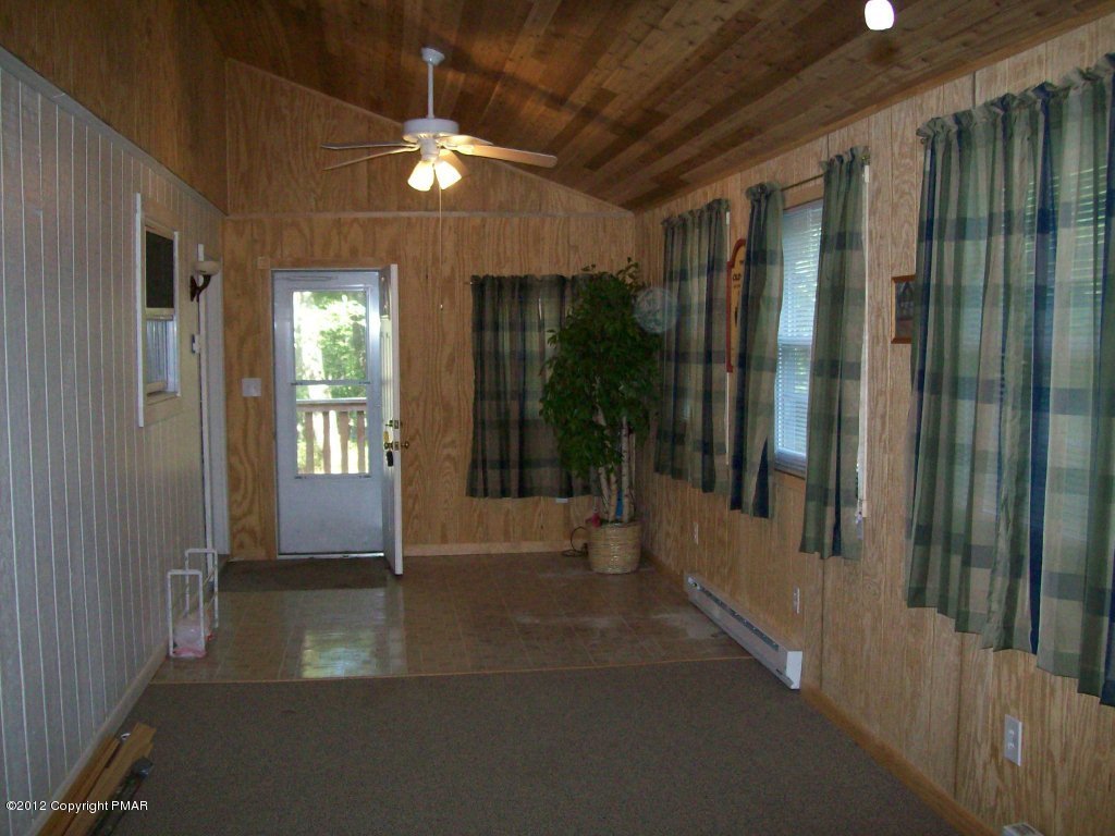 300 Doe Loop Bushkill, PA 18324 - Photo 9 of 18 Bonus room view 2