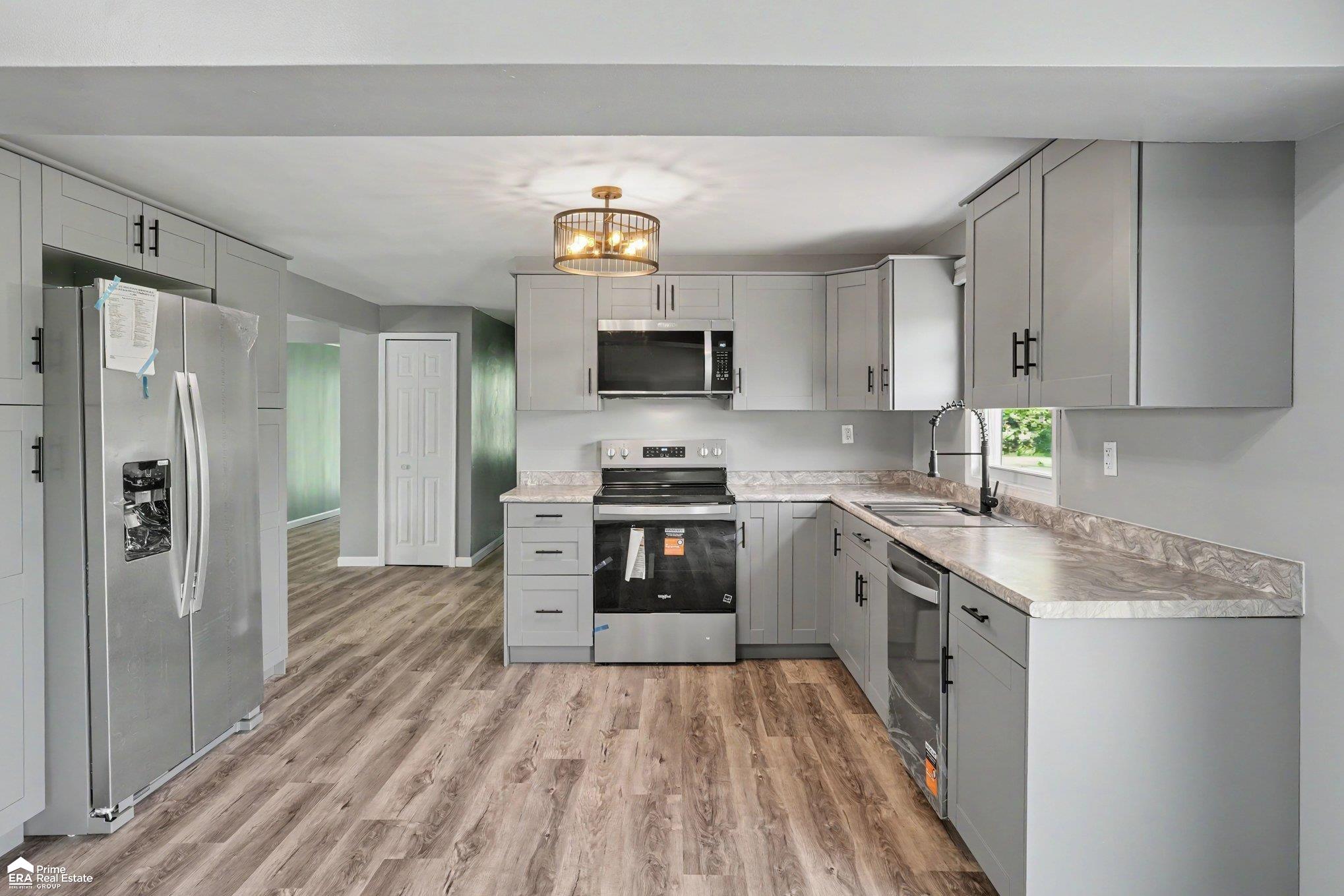 2127 East Wilson Road Clio, MI 48420 - Photo 12 of 41