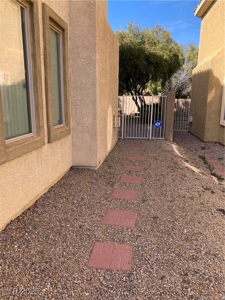122 Broken Putter Way Las Vegas, NV 89148 - Photo 34 of 68