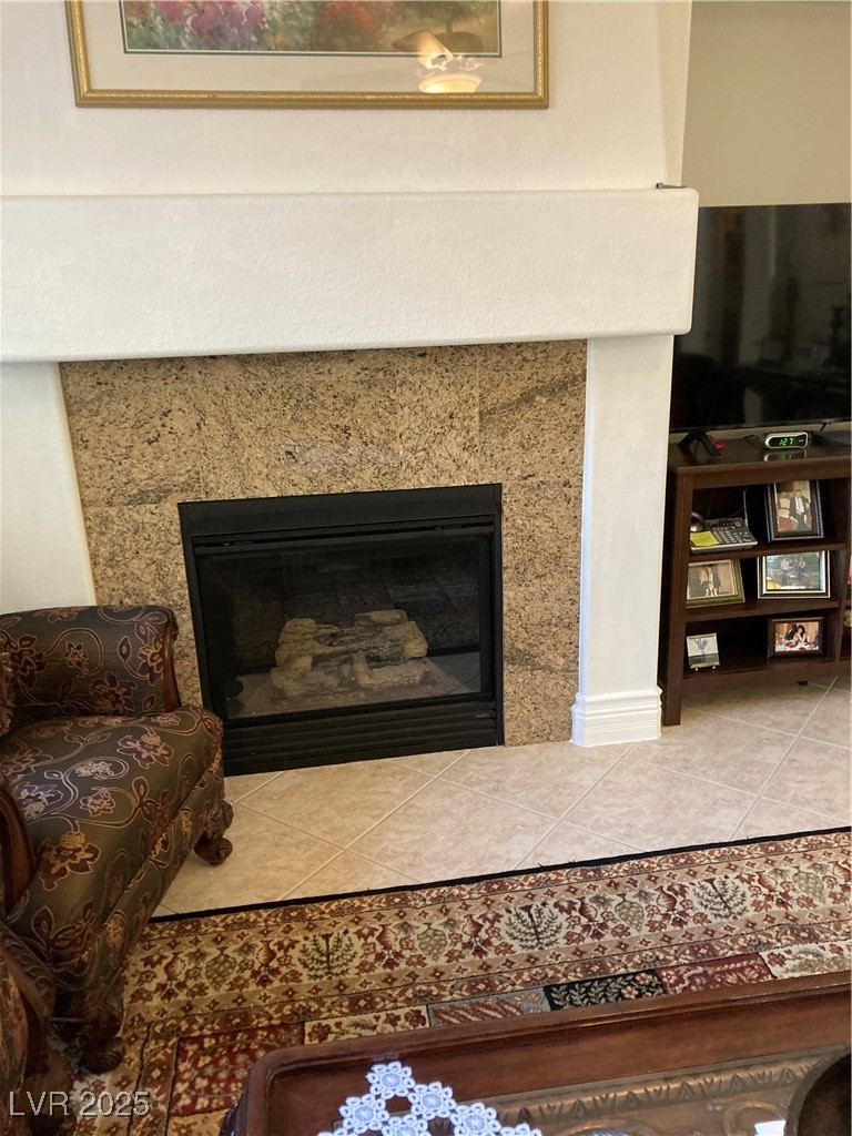 122 Broken Putter Way Las Vegas, NV 89148 - Photo 40 of 68 FIREPLACE IN GREAT ROOM