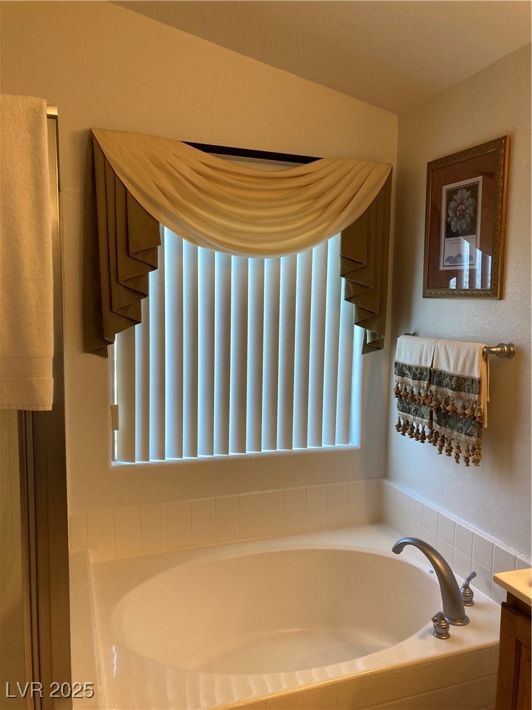 122 Broken Putter Way Las Vegas, NV 89148 - Photo 60 of 68 MASTER BATH