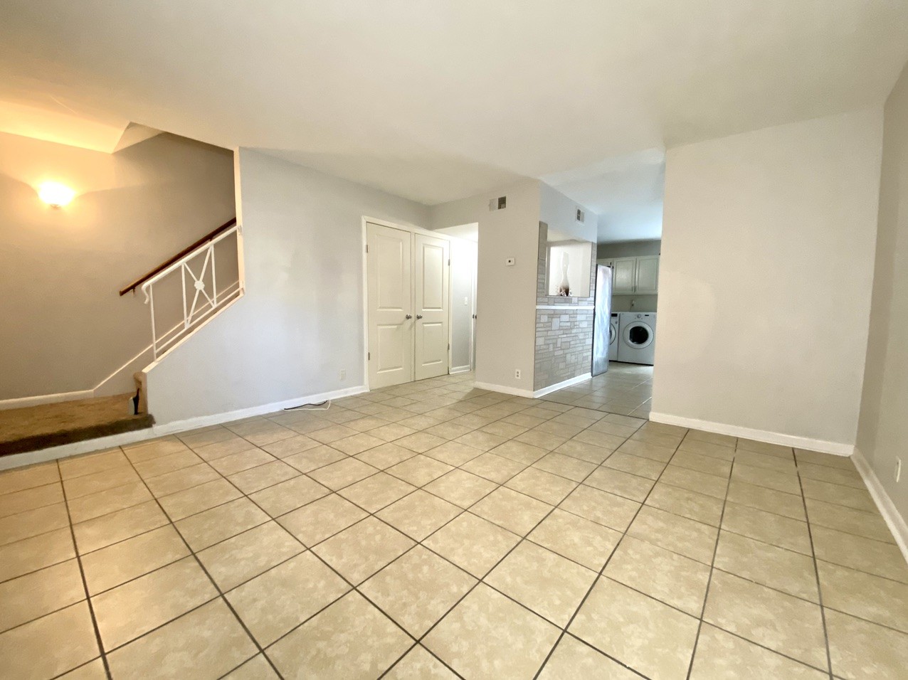 370 Wallace Road, Unit C2 Nashville, TN 37211 - Photo 3 of 28 Gallery Image 3