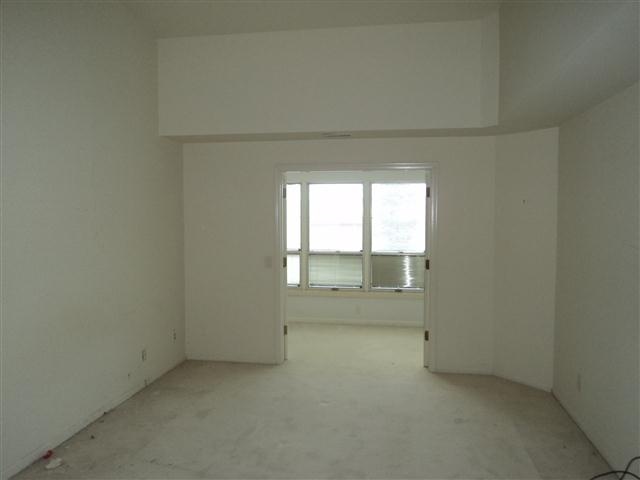 875 GreenView Court, Unit 65 Rochester, MI 48307 - Photo 7 of 12 31062120-6.JPG