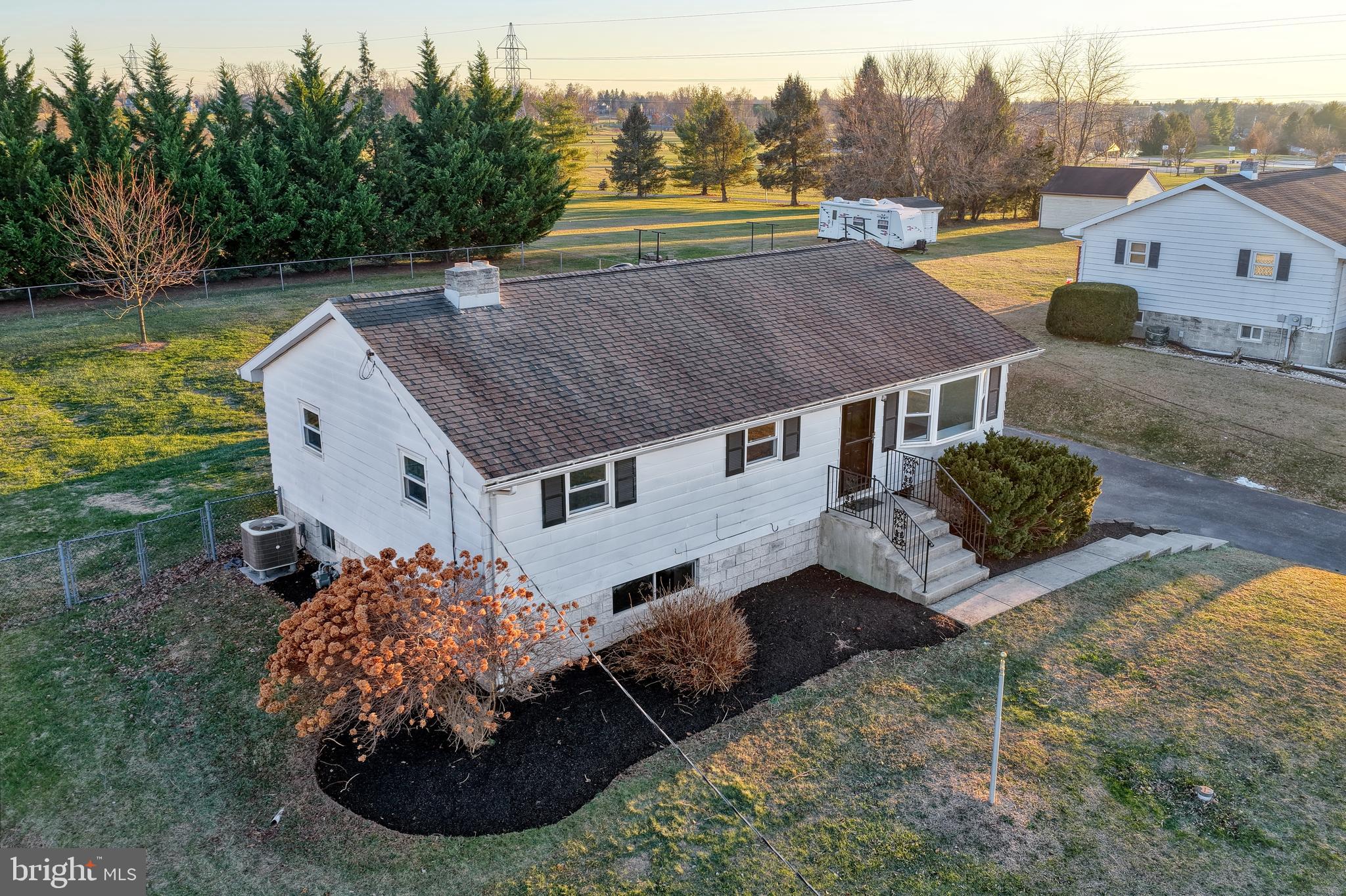 946 Church Road York, PA 17404 - Photo 1 of 81