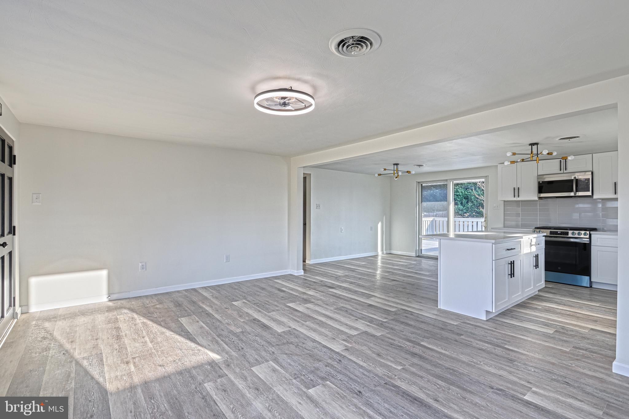 946 Church Road York, PA 17404 - Photo 16 of 81