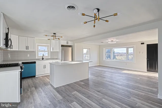 $329,850 | 946 Church Road, York, PA 17404