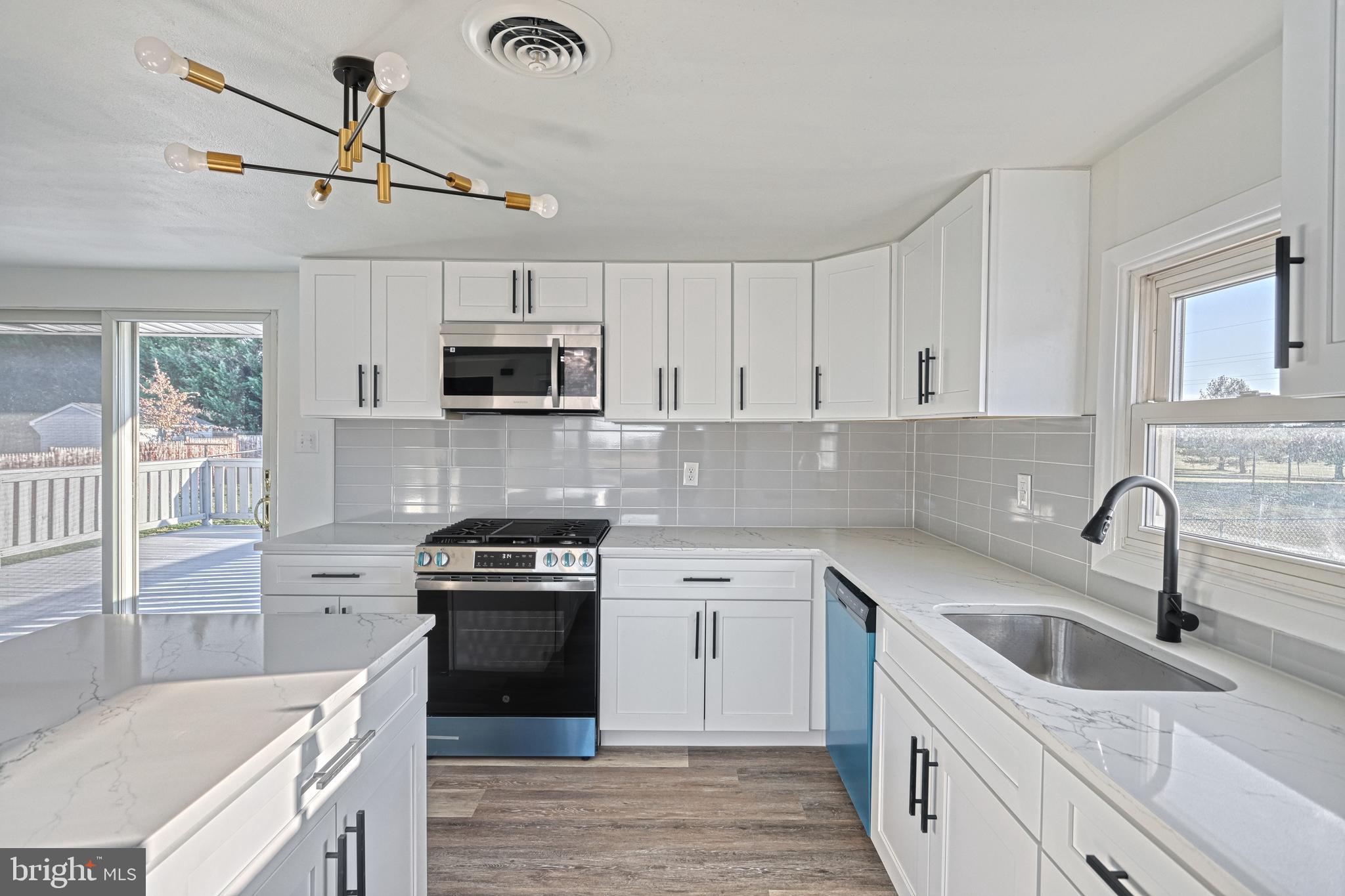 946 Church Road York, PA 17404 - Photo 25 of 81