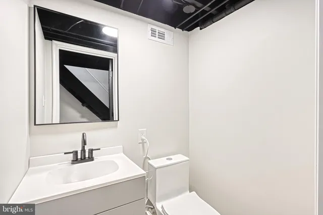 $324,500 | 946 Church Road, York, PA 17404