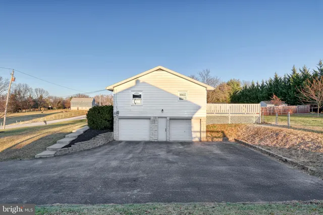 $329,850 | 946 Church Road, York, PA 17404