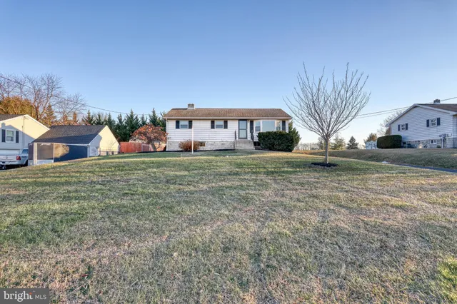 $329,850 | 946 Church Road, York, PA 17404