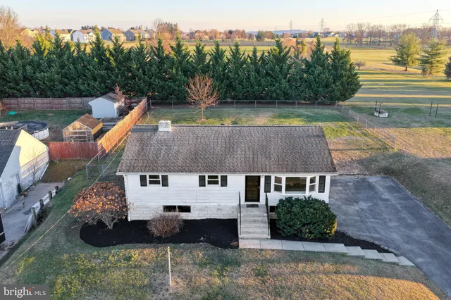 $329,850 | 946 Church Road, York, PA 17404