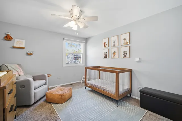 $430,000 | 484 Chatham Circle, Buffalo Grove, IL 60089