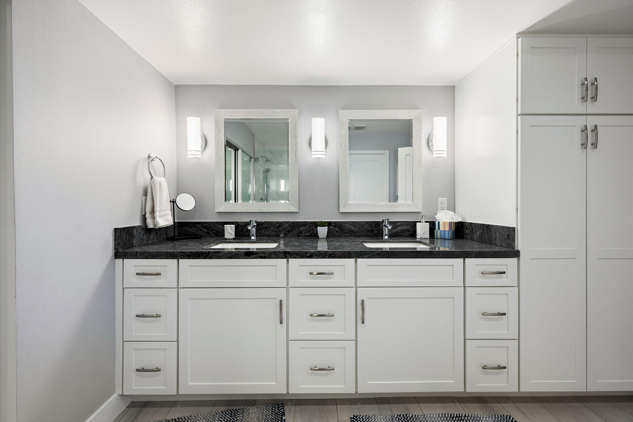 10 Palma Drive Rancho Mirage, CA 92270 - Photo 25 of 51 a bathroom with a sink and a mirror