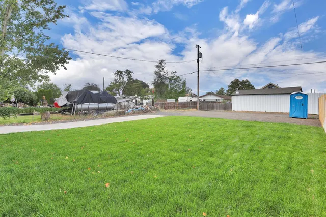 $335,000 | 1733 East Lacrosse Avenue, Spokane, WA 99207