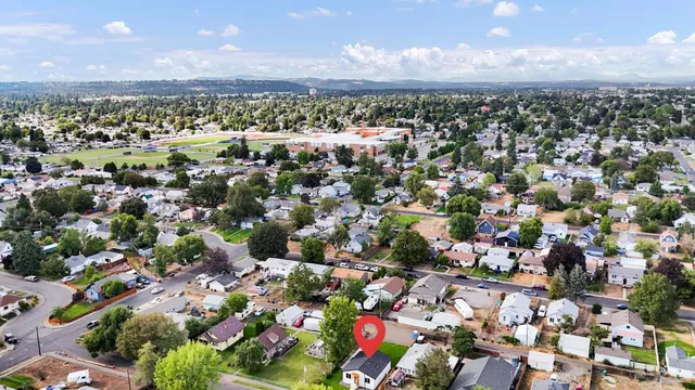 $335,000 | 1733 East Lacrosse Avenue, Spokane, WA 99207