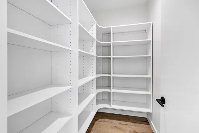 $1,629,900 | 1144 Brookwood Drive, Green Bay, WI 54304