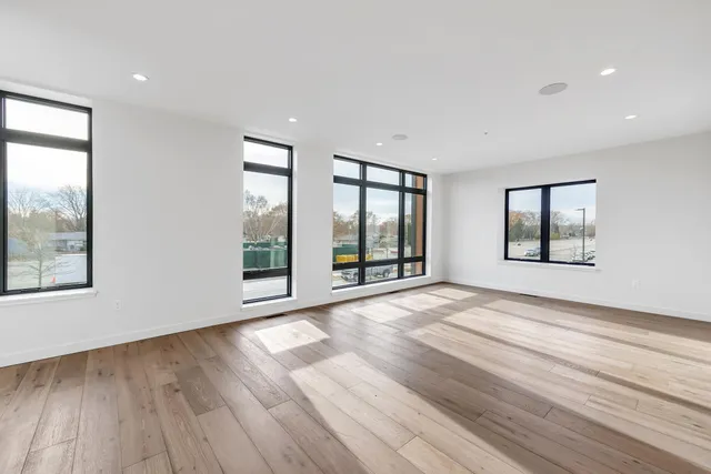 $1,629,900 | 1144 Brookwood Drive, Green Bay, WI 54304